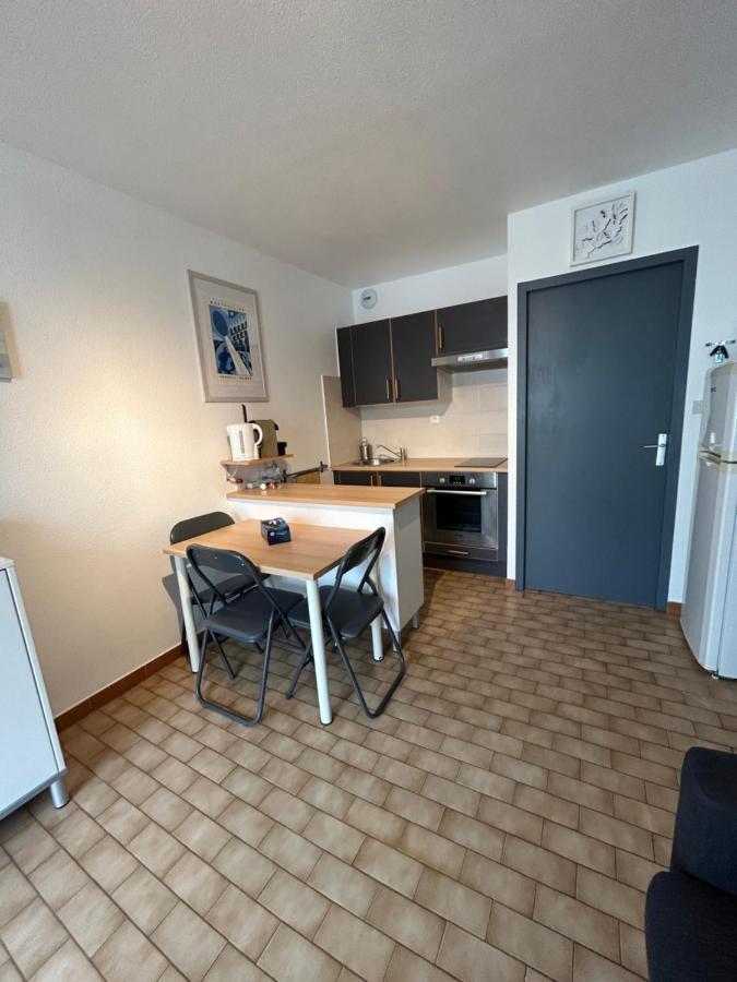 T2 A Cote De La Mer Quartier Des Quilles Sete Bagian luar foto